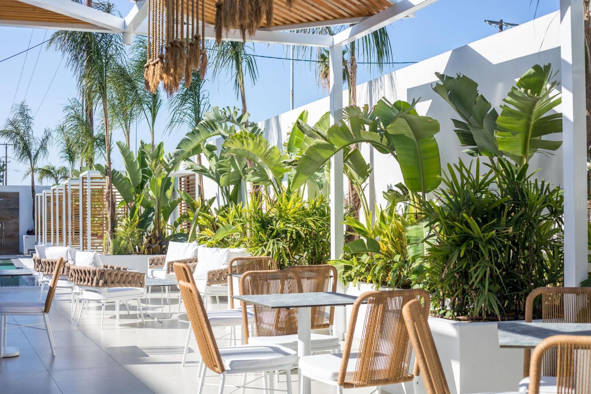 Aparthotel Casastavris - Aparts & Pool Faliraki